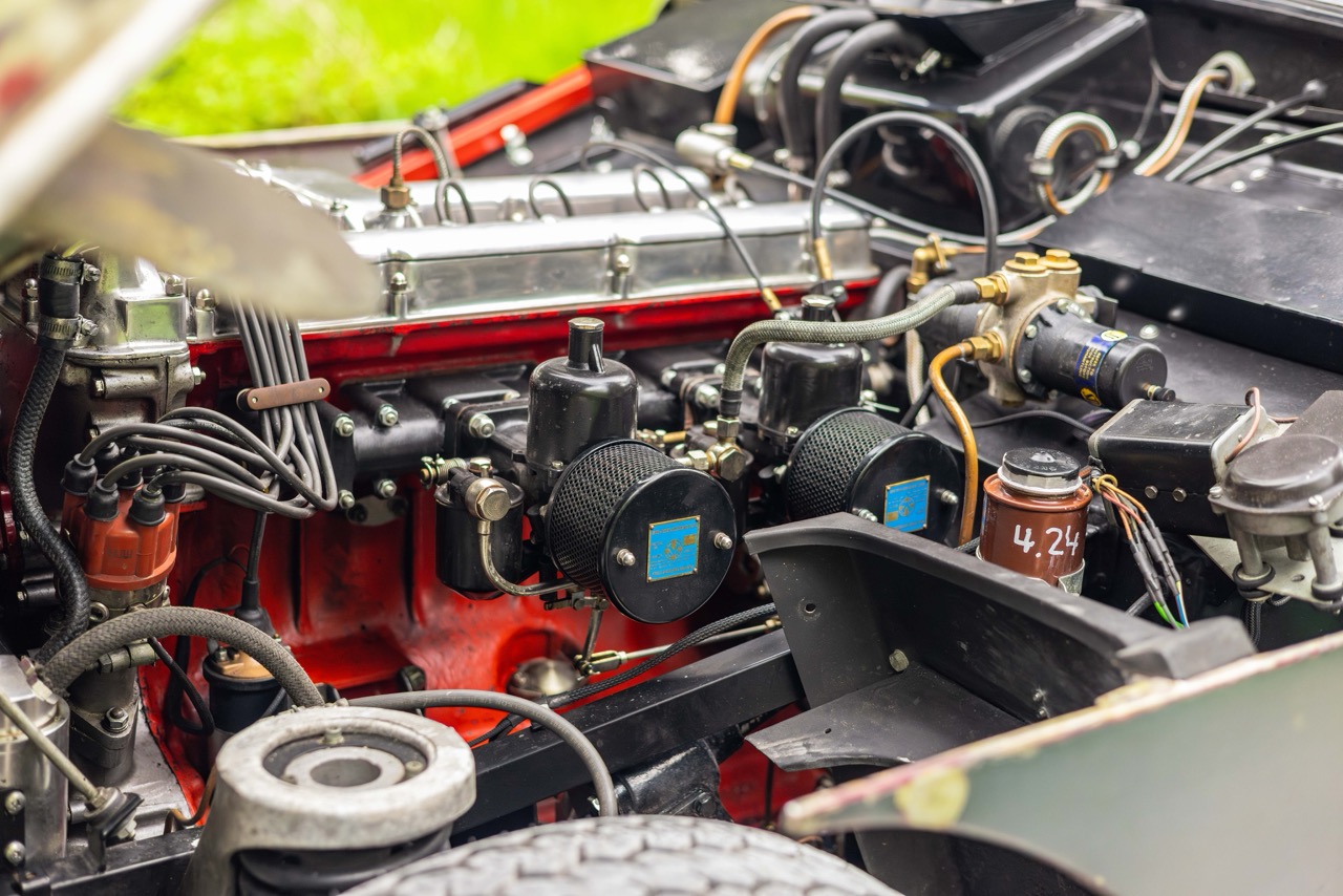 Aston Martin DB2/4 Scheuni 10