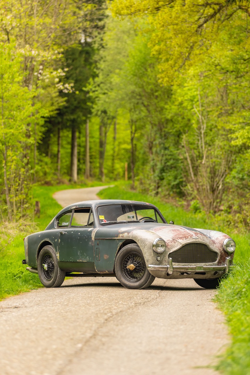 Aston Martin DB2/4 Scheuni 11