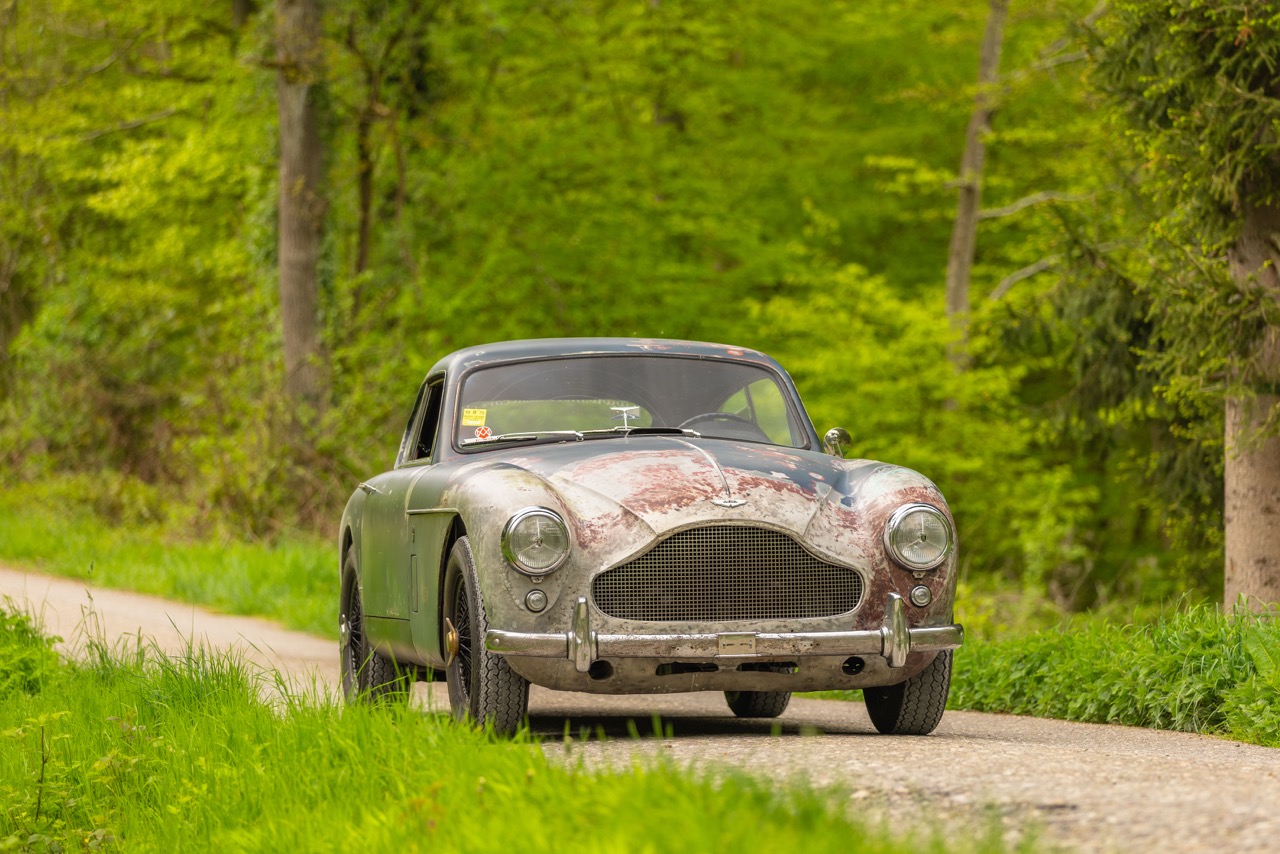 Aston Martin DB2/4 Scheuni