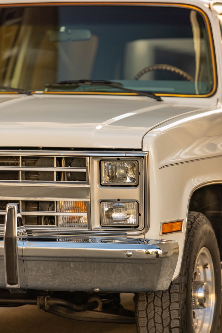 Chevrolet Suburban 5
