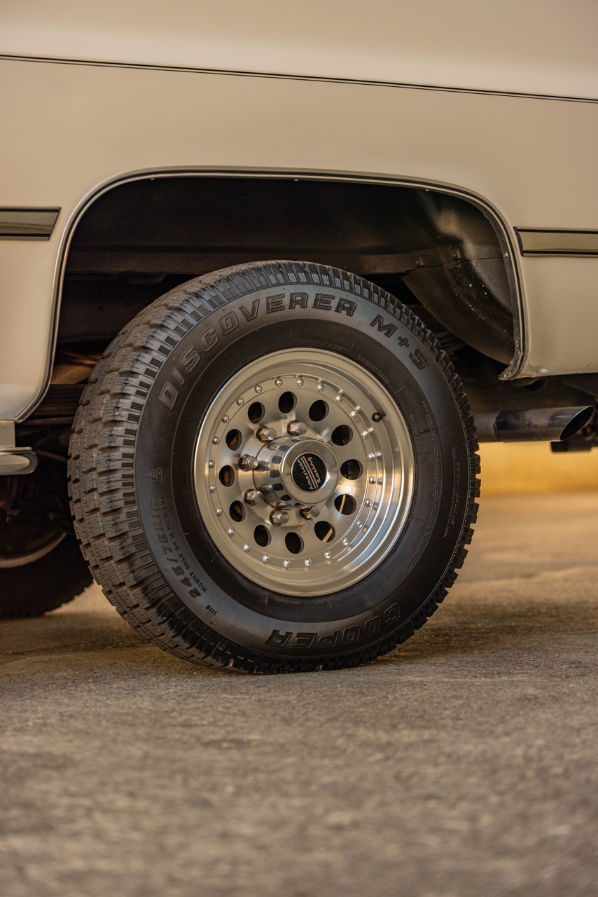 Chevrolet Suburban 7